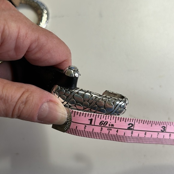 BRIGHTON WOMENS BLACK SILVER CLASP AND SILVER OVAL BUCKEL WESTERN  BELT SZ 38 - Picture 13 of 13